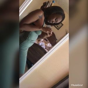 Meet your Posher, Denae